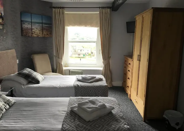 The Kings Arms Hotel 3*